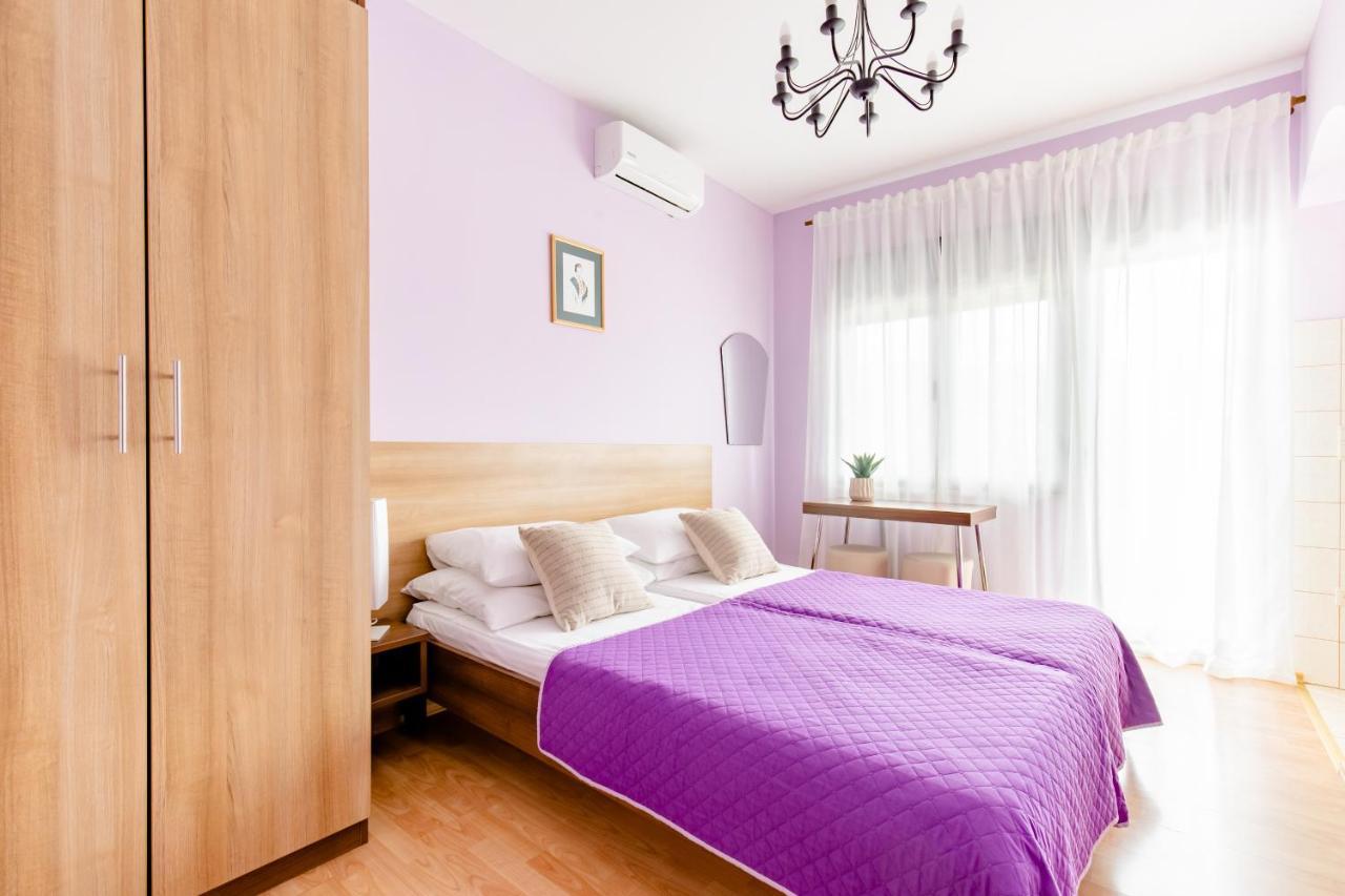Apartments Mara Kaštela Екстериор снимка