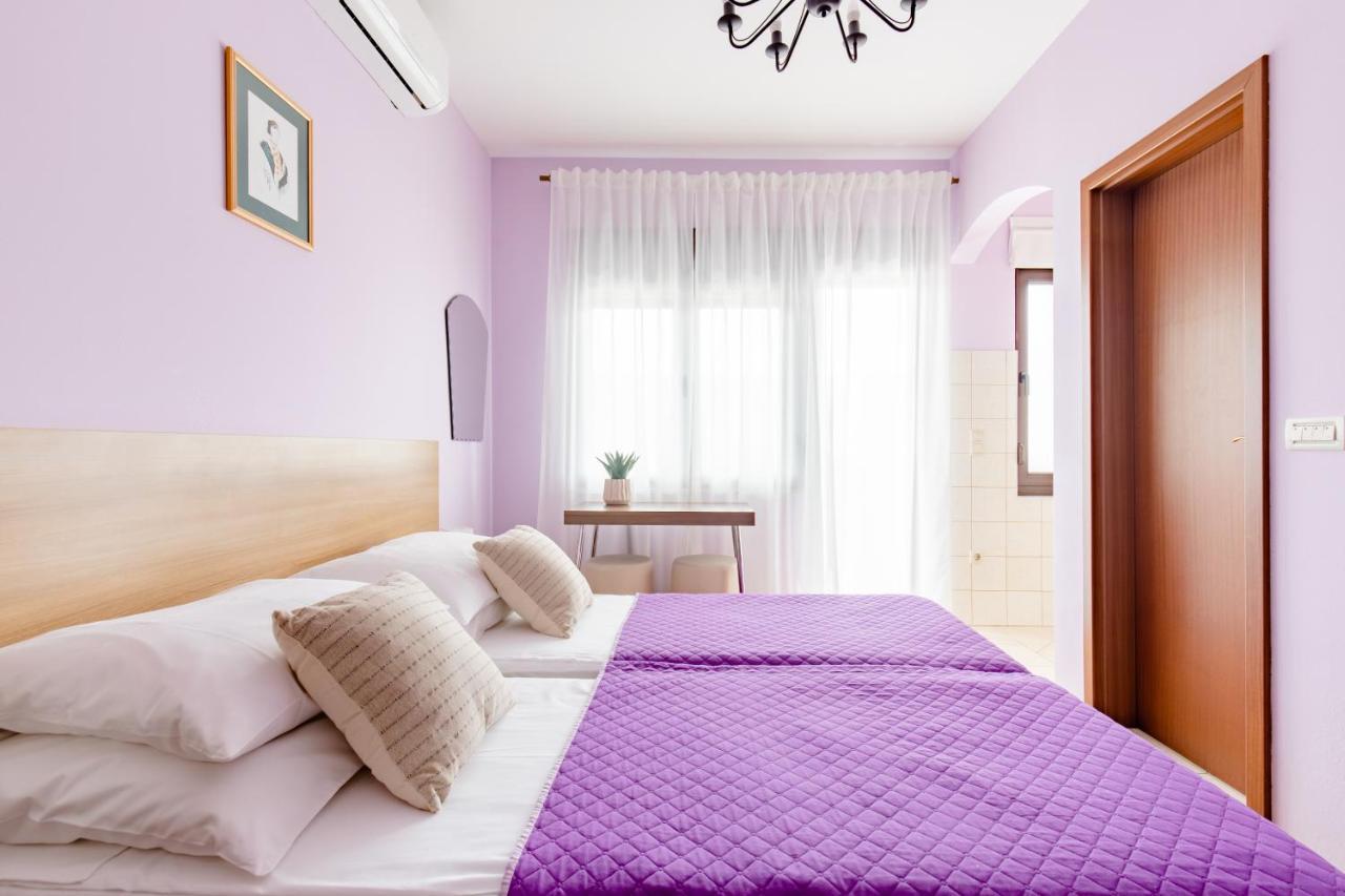 Apartments Mara Kaštela Екстериор снимка