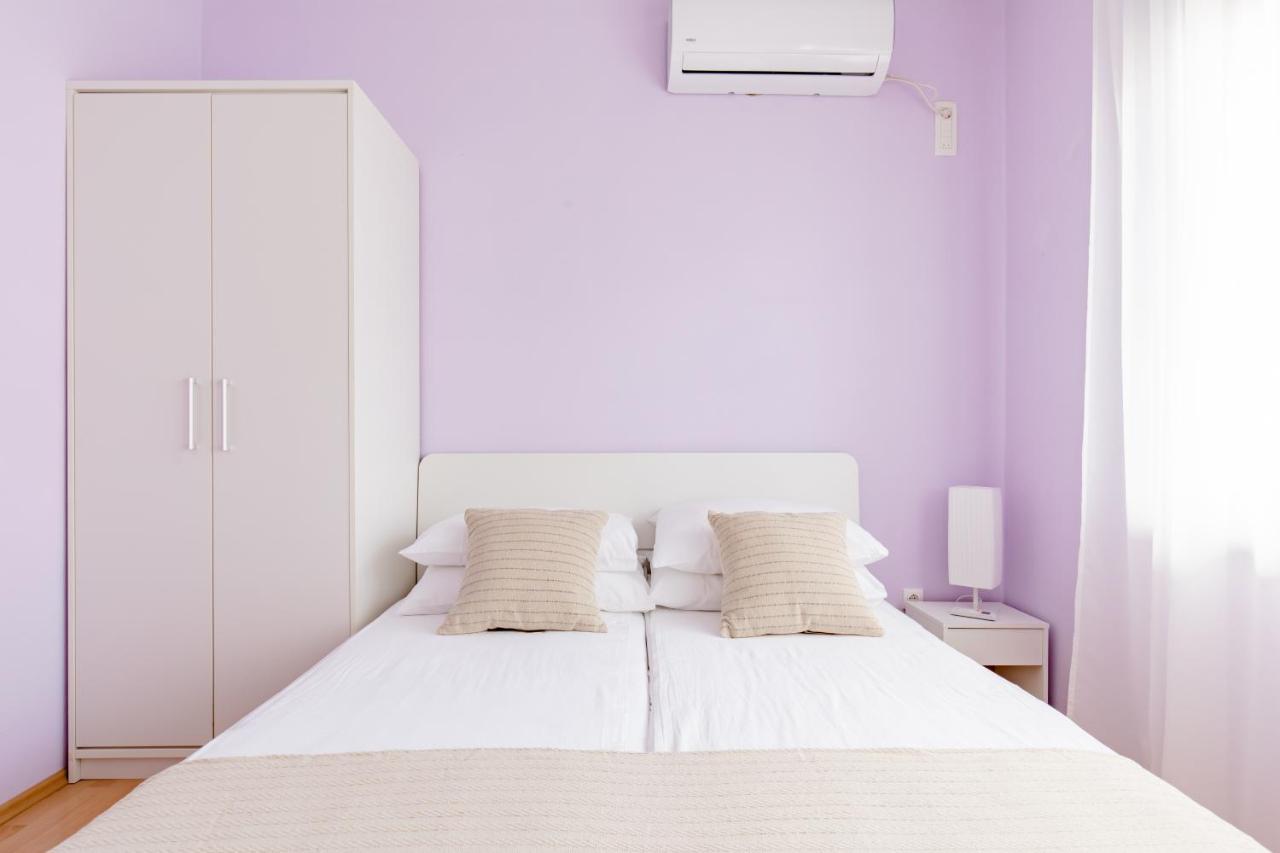 Apartments Mara Kaštela Екстериор снимка