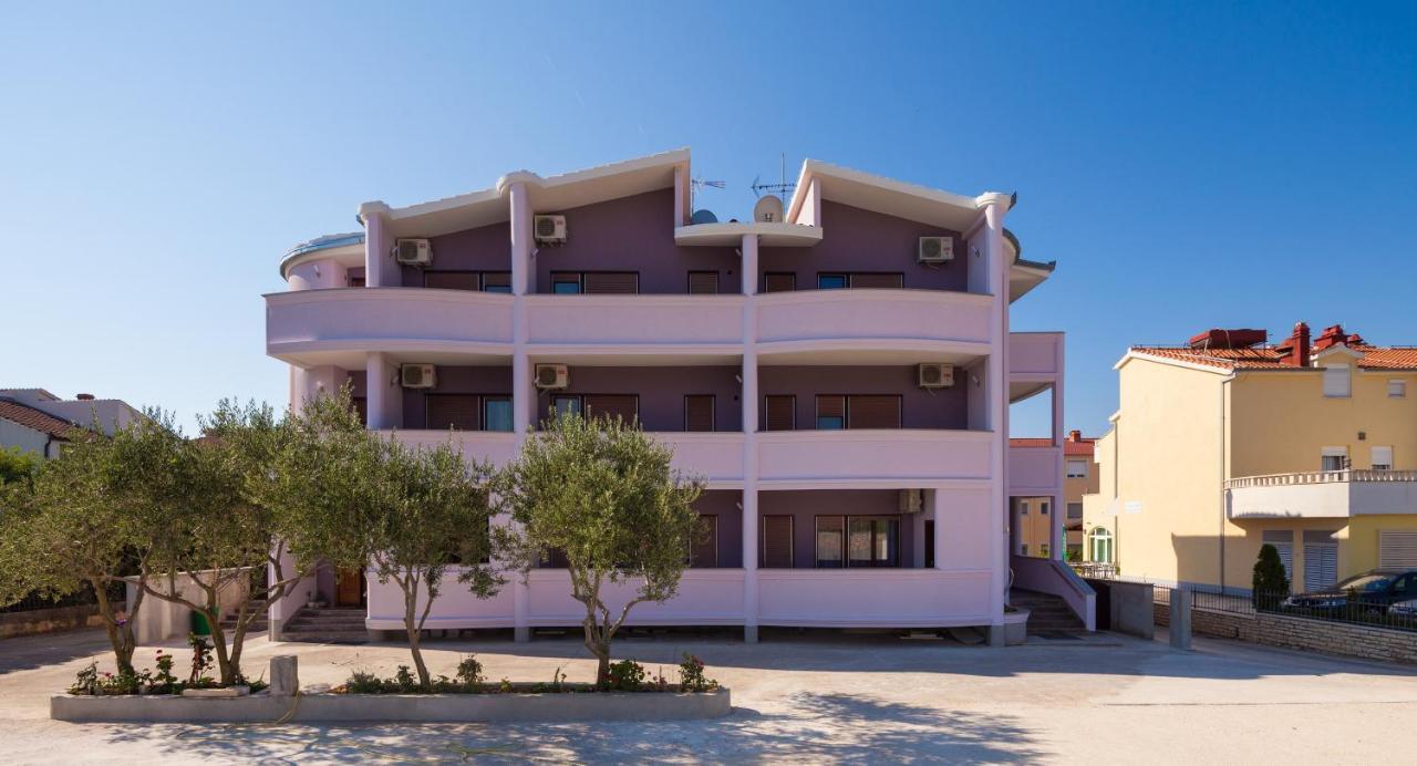 Apartments Mara Kaštela Екстериор снимка